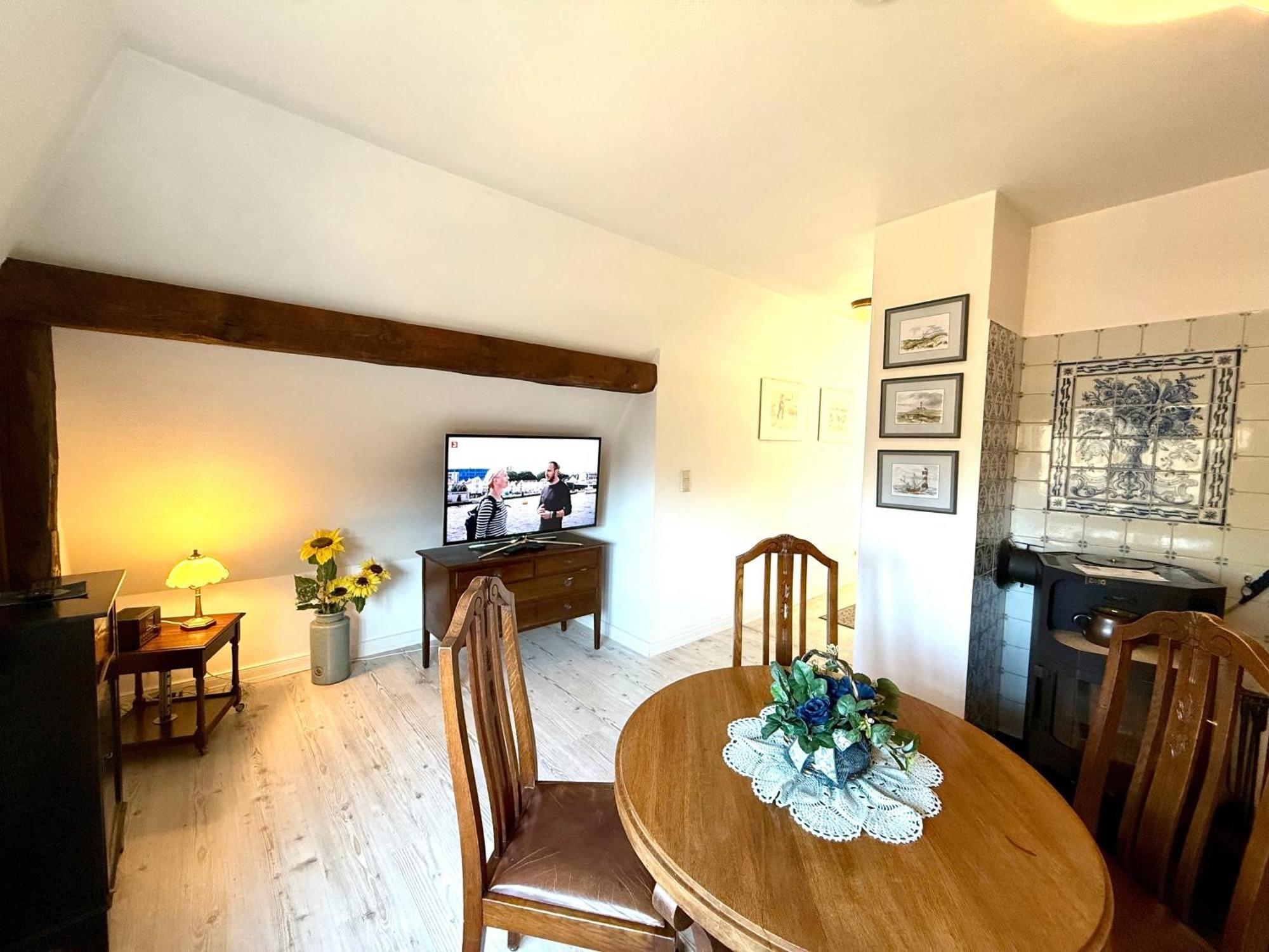 Haus 94-Whg Og Apartment Oldsum Ngoại thất bức ảnh